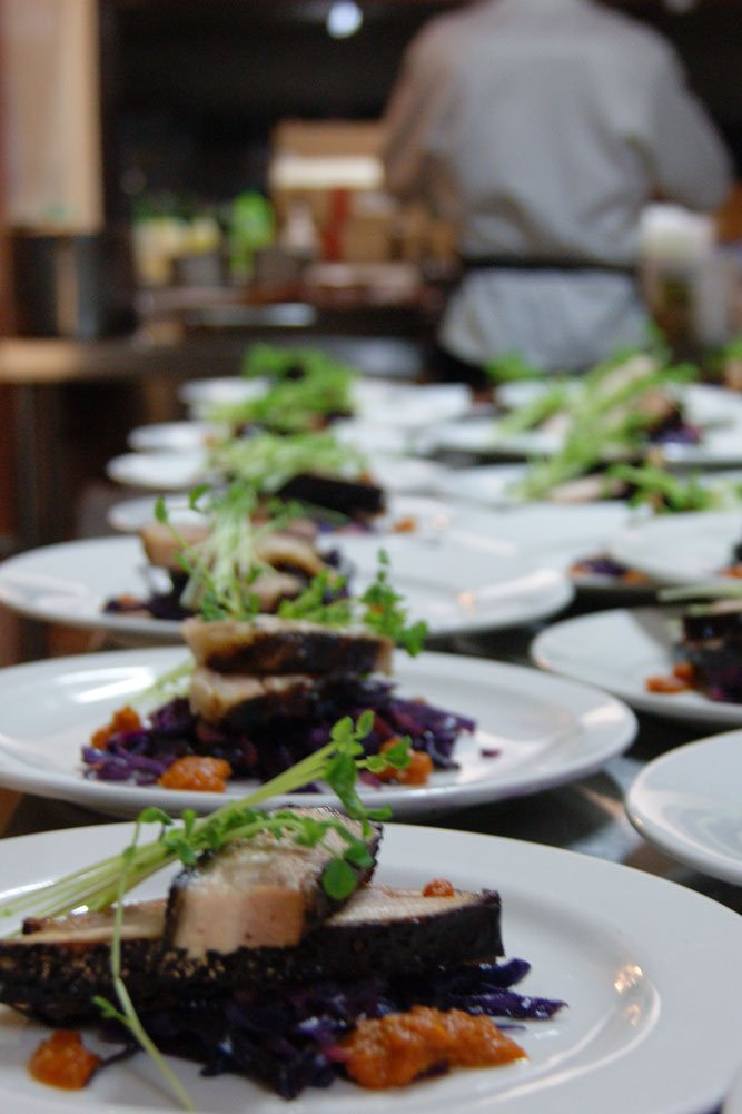 sit-down-catering-meal-service-noosa